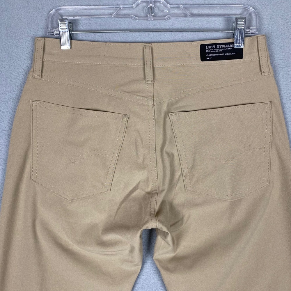 Levi Strauss 511 Slim Fit Engineered for Movement Performance Pants Men 30 Khaki - Picture 4 of 12